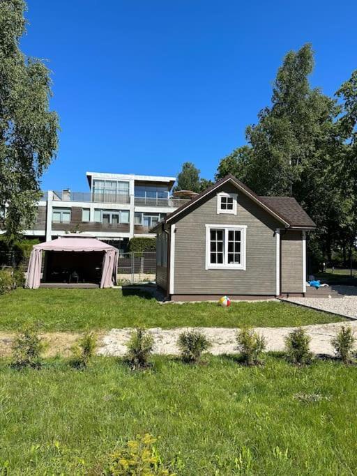 Melluzi Tiny House 35m2 * Jurmala
